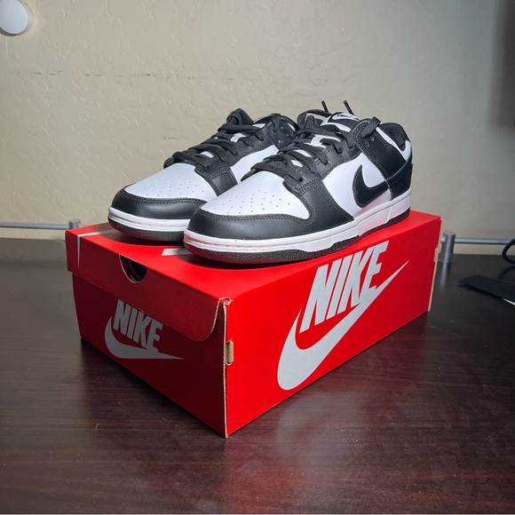 Nike Dunk Low Panda - Size 11 - Picture 2 of 6